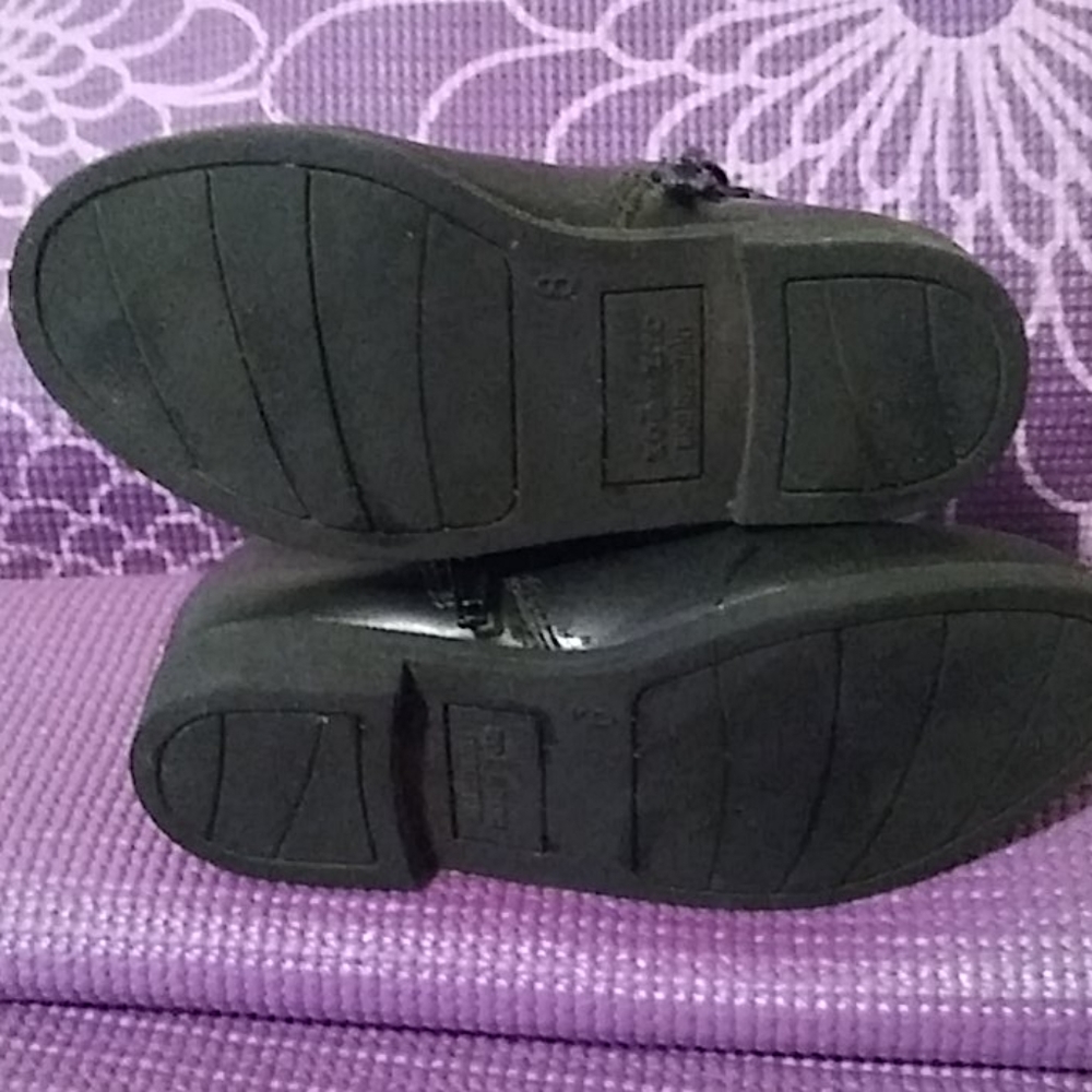 BLACK BOOTS - Picture 5 of 8